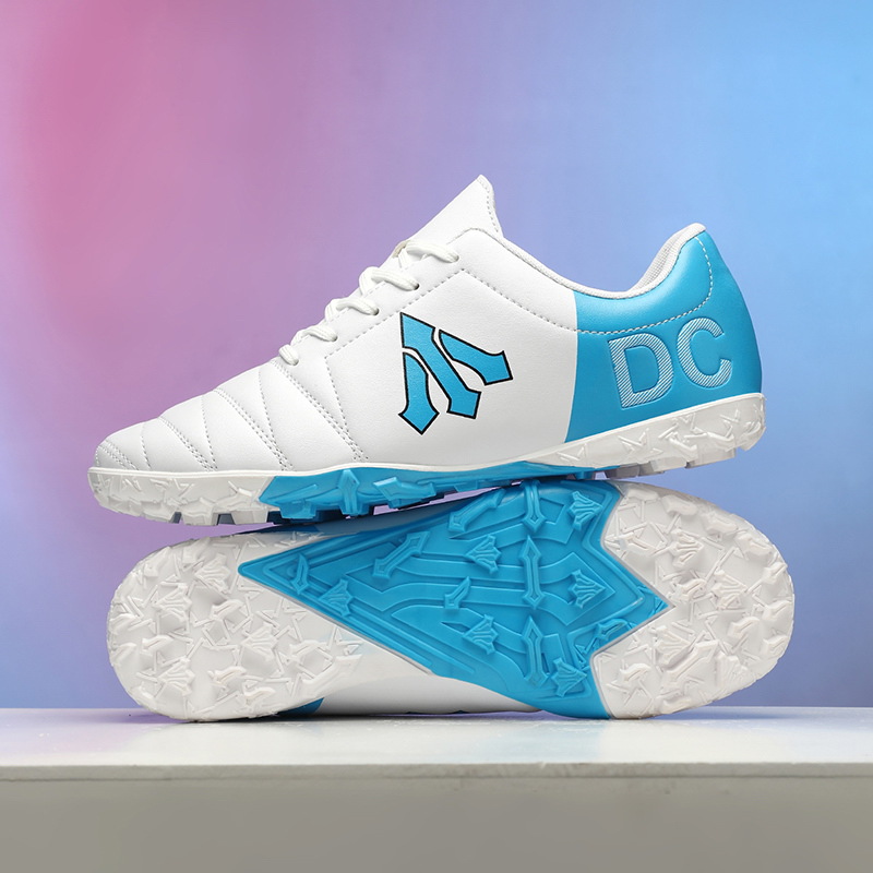 Football Cleats — Adult Low-Top Cleats (TF Turf, AG Ground, Training, Match, 2026 World Cup Style)